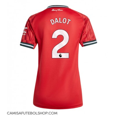 Camisa de time de futebol Manchester United Diogo Dalot #2 Replicas 1º Equipamento Feminina 2025-26 Manga Curta Camisa de time de futebol Manchester United Diogo Dalot #2 Replicas 1º Equipamento Feminina 2025-26 Manga Curta